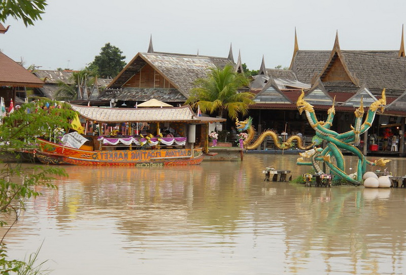 Floating Market Pattaya